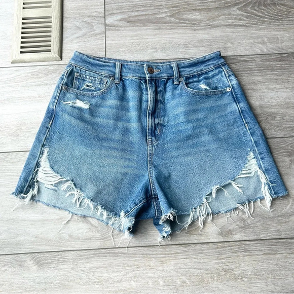 AE Highest Waist Denim Mom Shorts - Picture 3 of 16